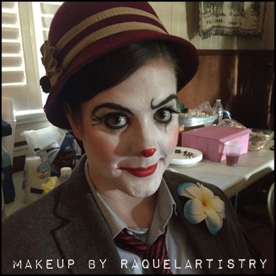 RETRO CLOWN MAKEUP