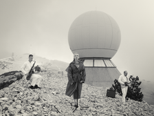 Mama Yuketa - Moonlit