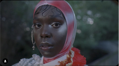 Heros of Displacement