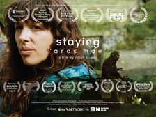 Staying / Aros Mae